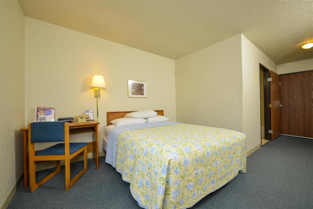 Americas Best Value Inn Wisconsin Rapids Rom bilde
